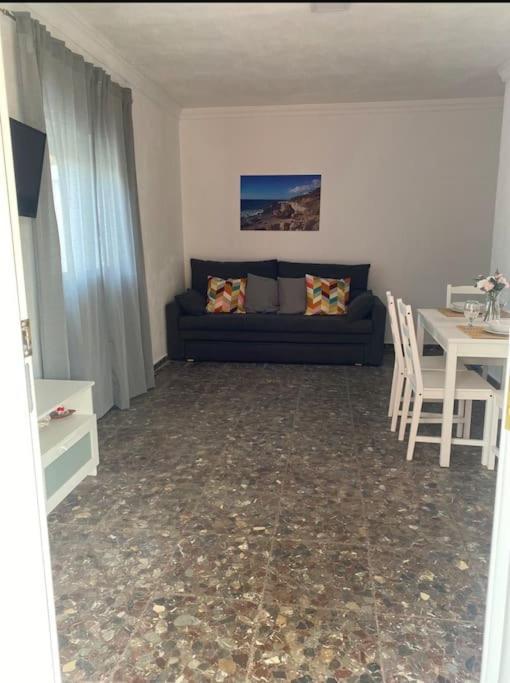 Apartamento Bonita Casa En Bolonia Exterior foto